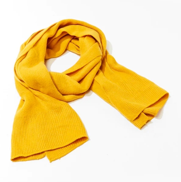 Mustard Blanket Scarf - NWT - Picture 1 of 5